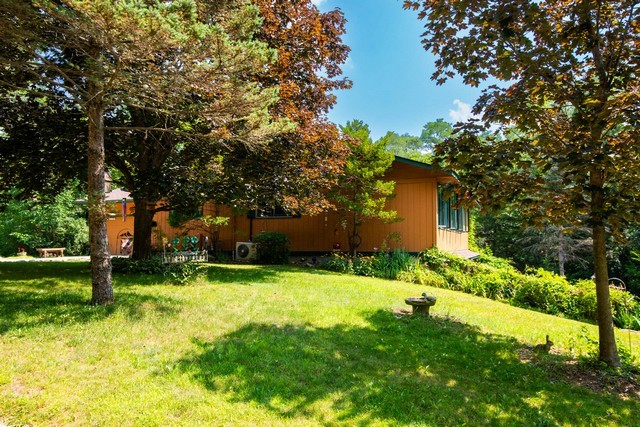 27130 89th Street, Salem, WI 53168