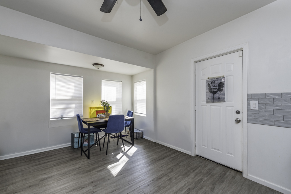 644 Lenox Avenue, Waukegan, IL 60085