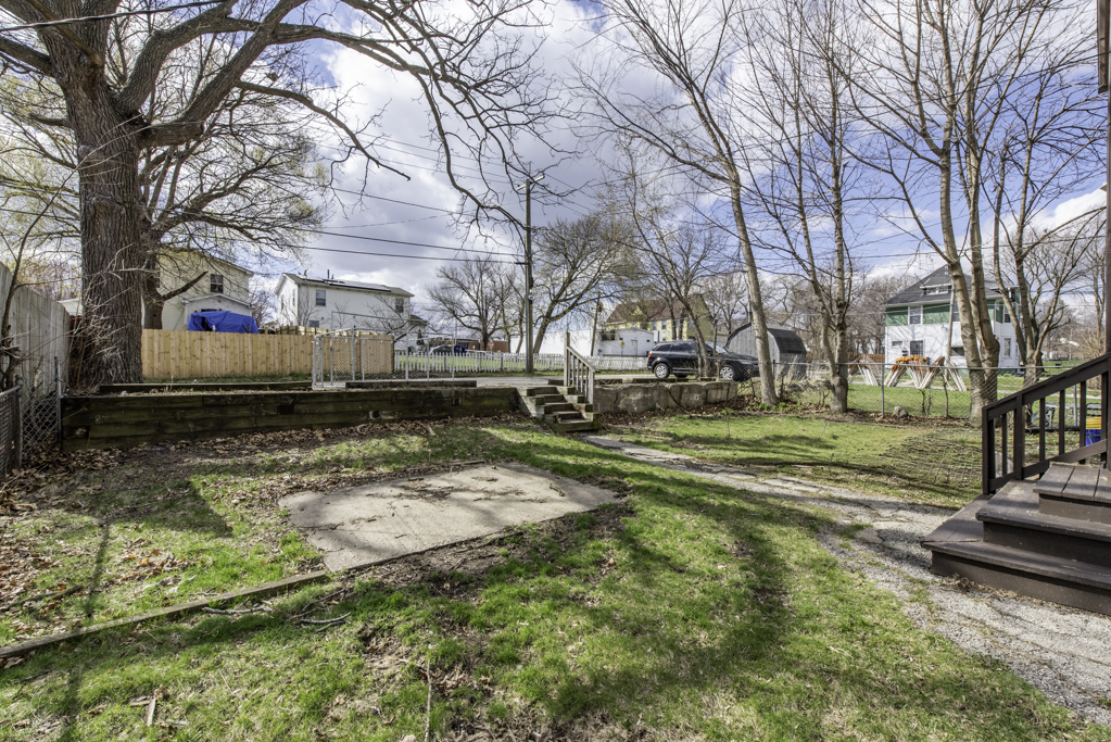 644 Lenox Avenue, Waukegan, IL 60085