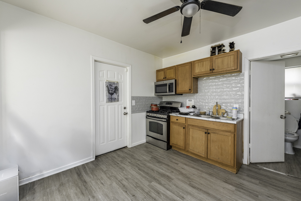 644 Lenox Avenue, Waukegan, IL 60085