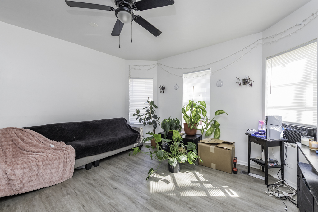 644 Lenox Avenue, Waukegan, IL 60085