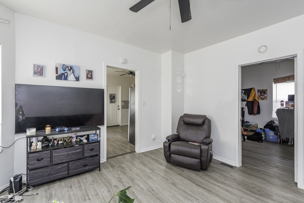 644 Lenox Avenue, Waukegan, IL 60085