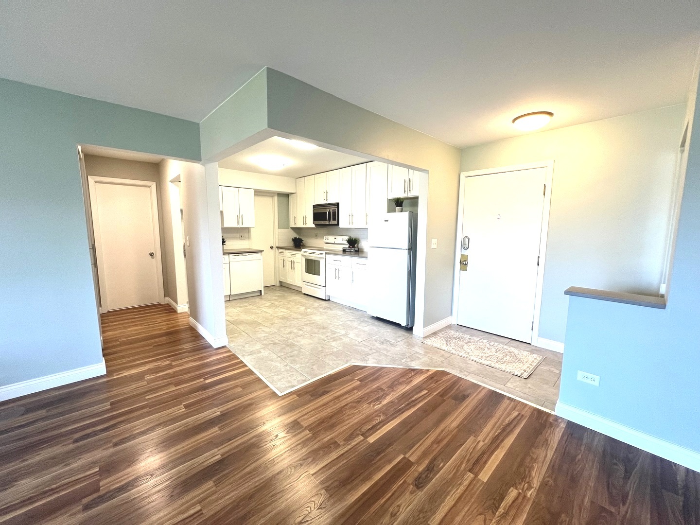 2218 S Goebbert Road #393, Arlington Heights, IL 60005