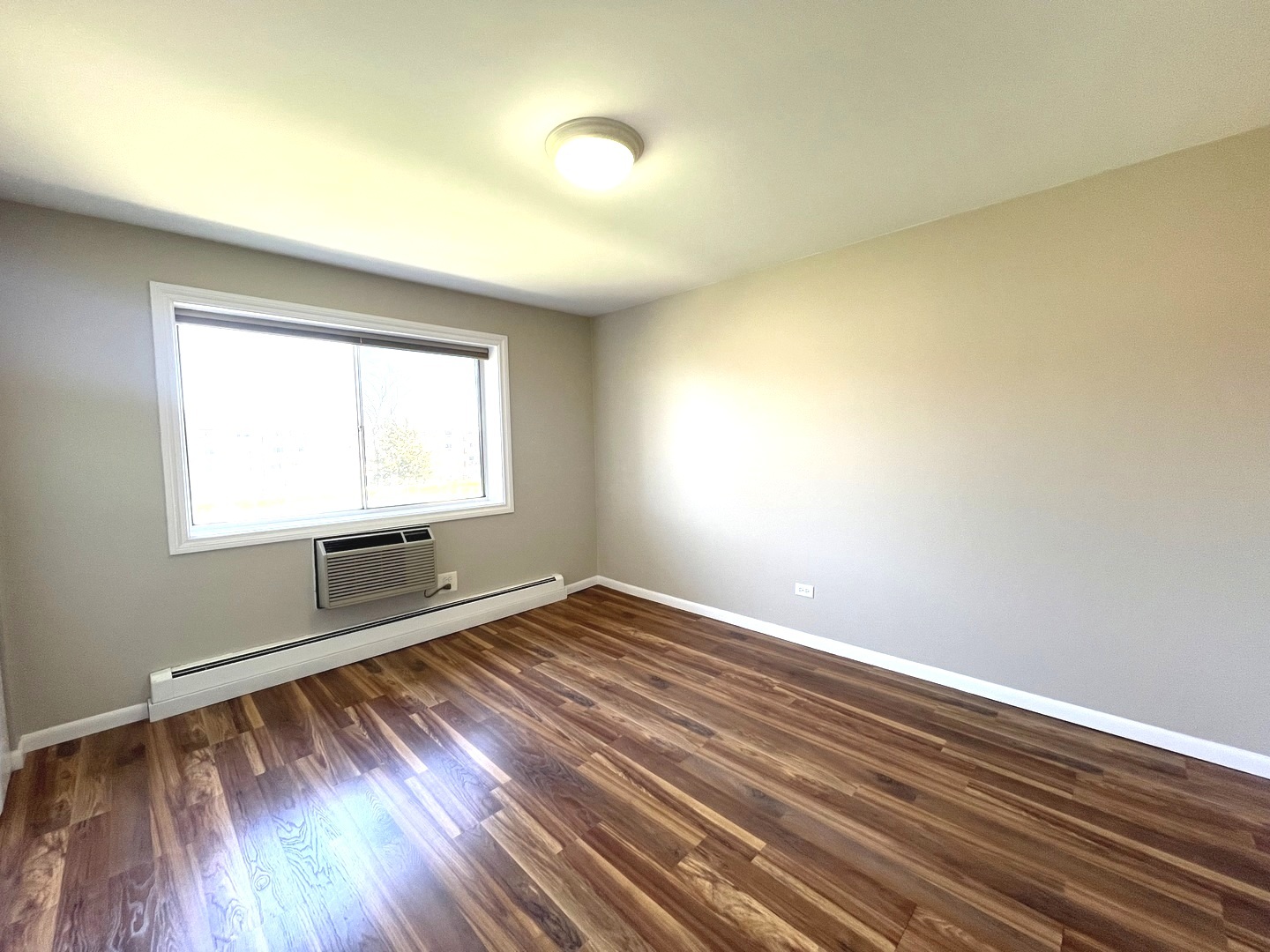 2218 S Goebbert Road #393, Arlington Heights, IL 60005