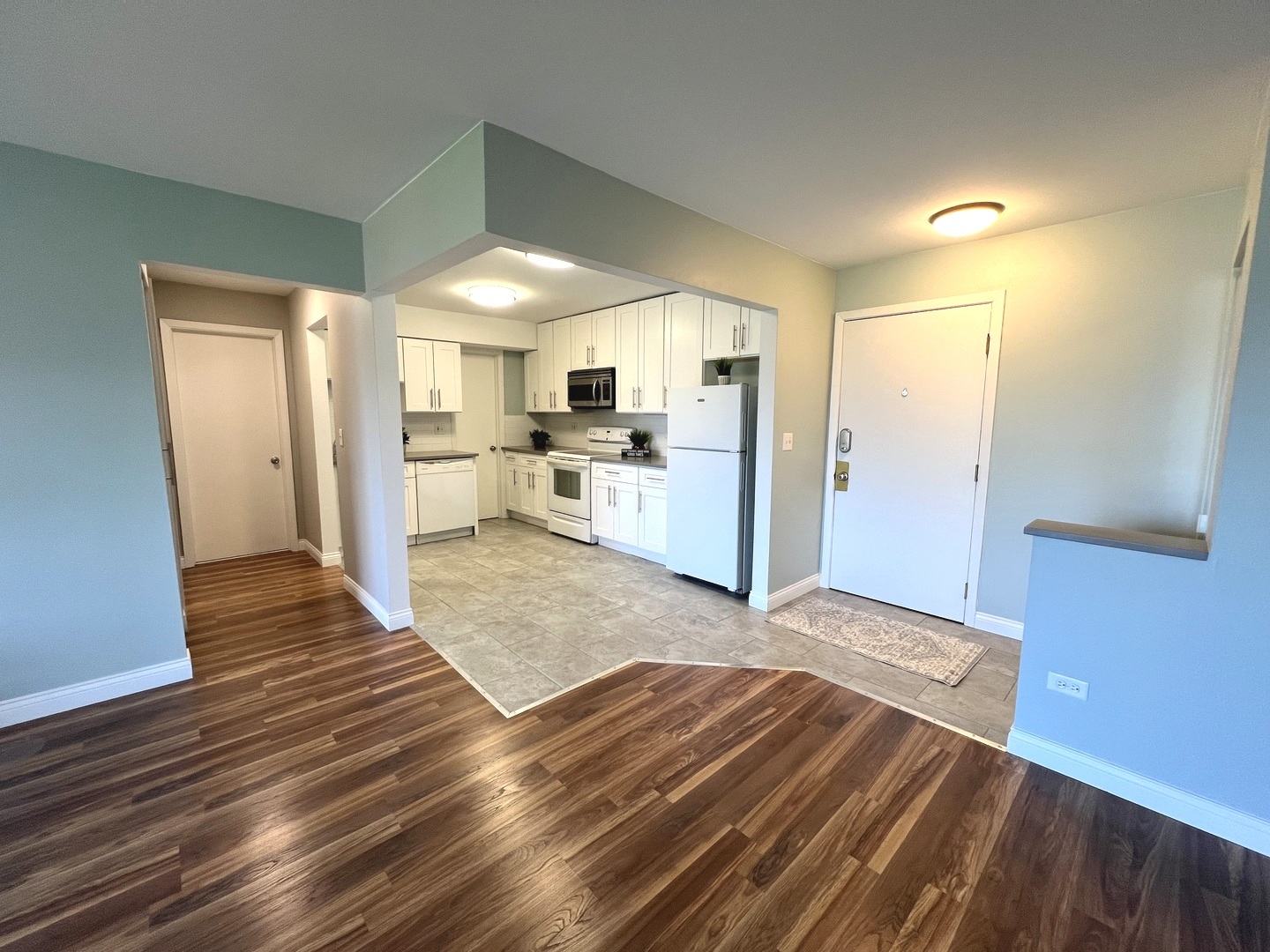 2218 S Goebbert Road #393, Arlington Heights, IL 60005