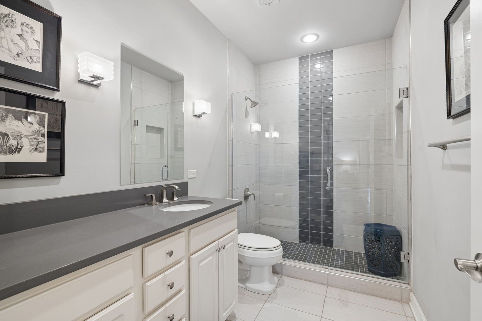 1124 Lake Street #511, Oak Park, IL 60301