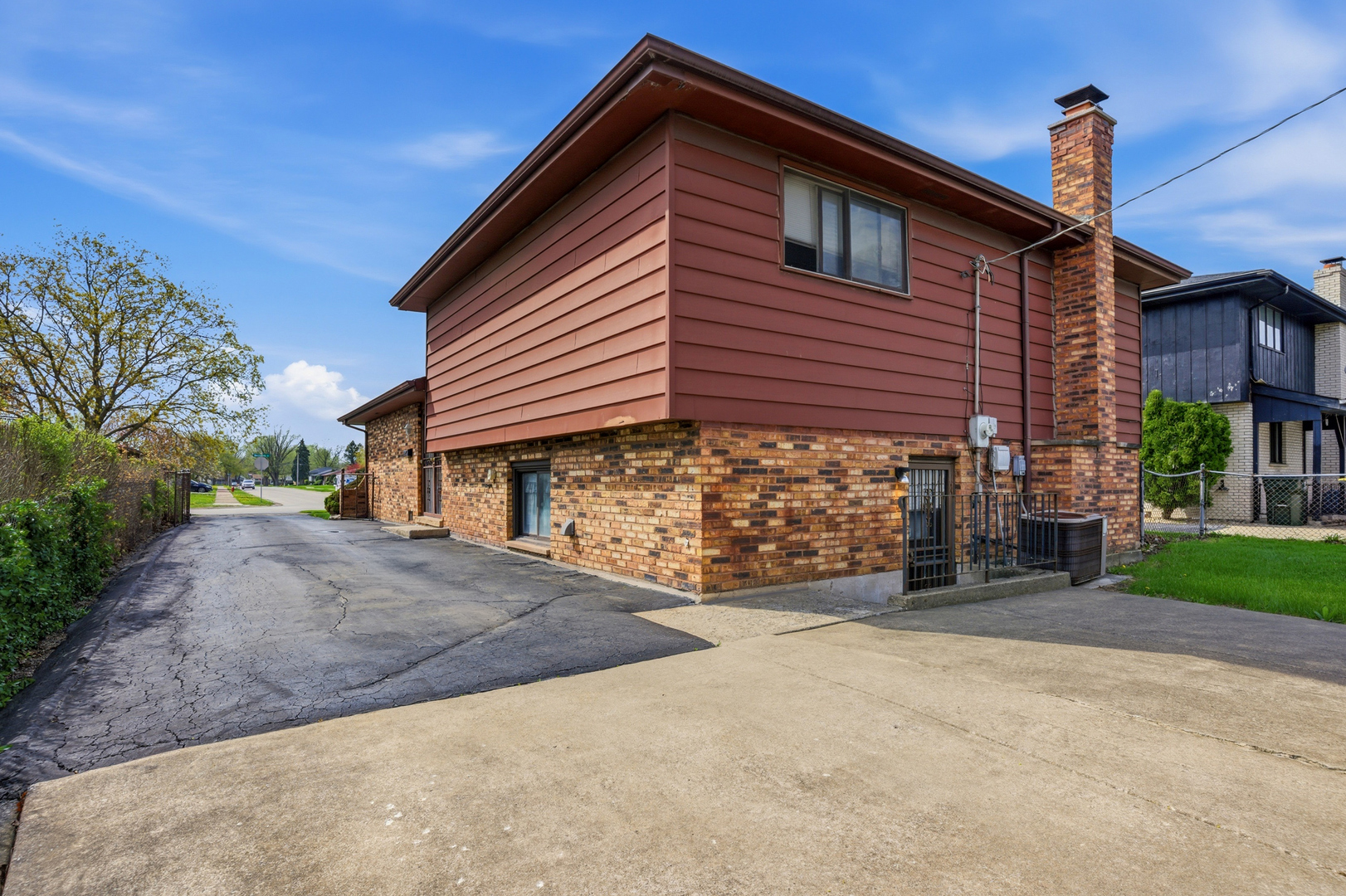 17243 Bernadine Street, Lansing, IL 60438