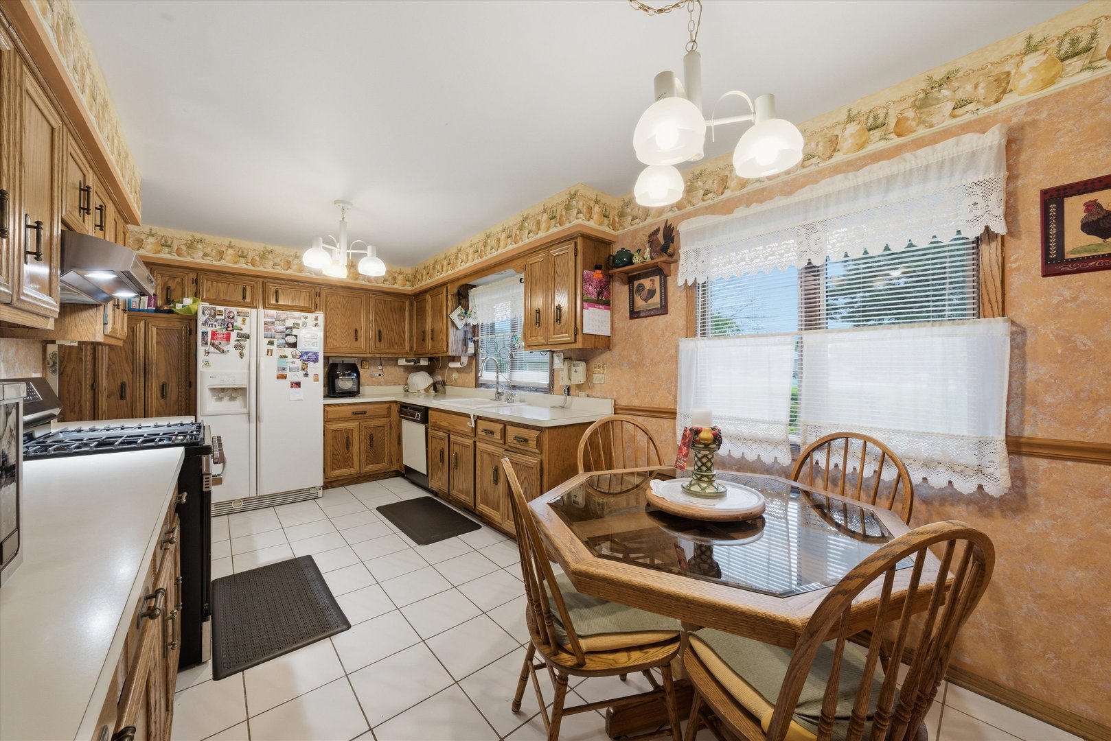 1026 S Schoolhouse Road, New Lenox, IL 60451