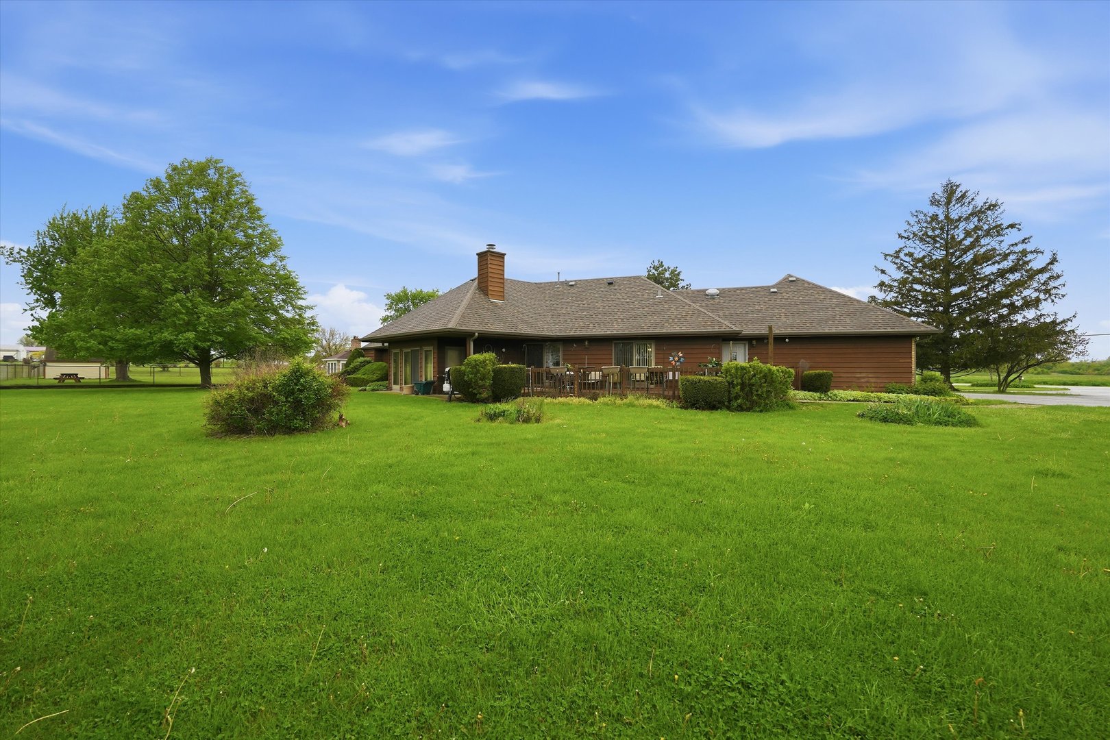 1026 S Schoolhouse Road, New Lenox, IL 60451