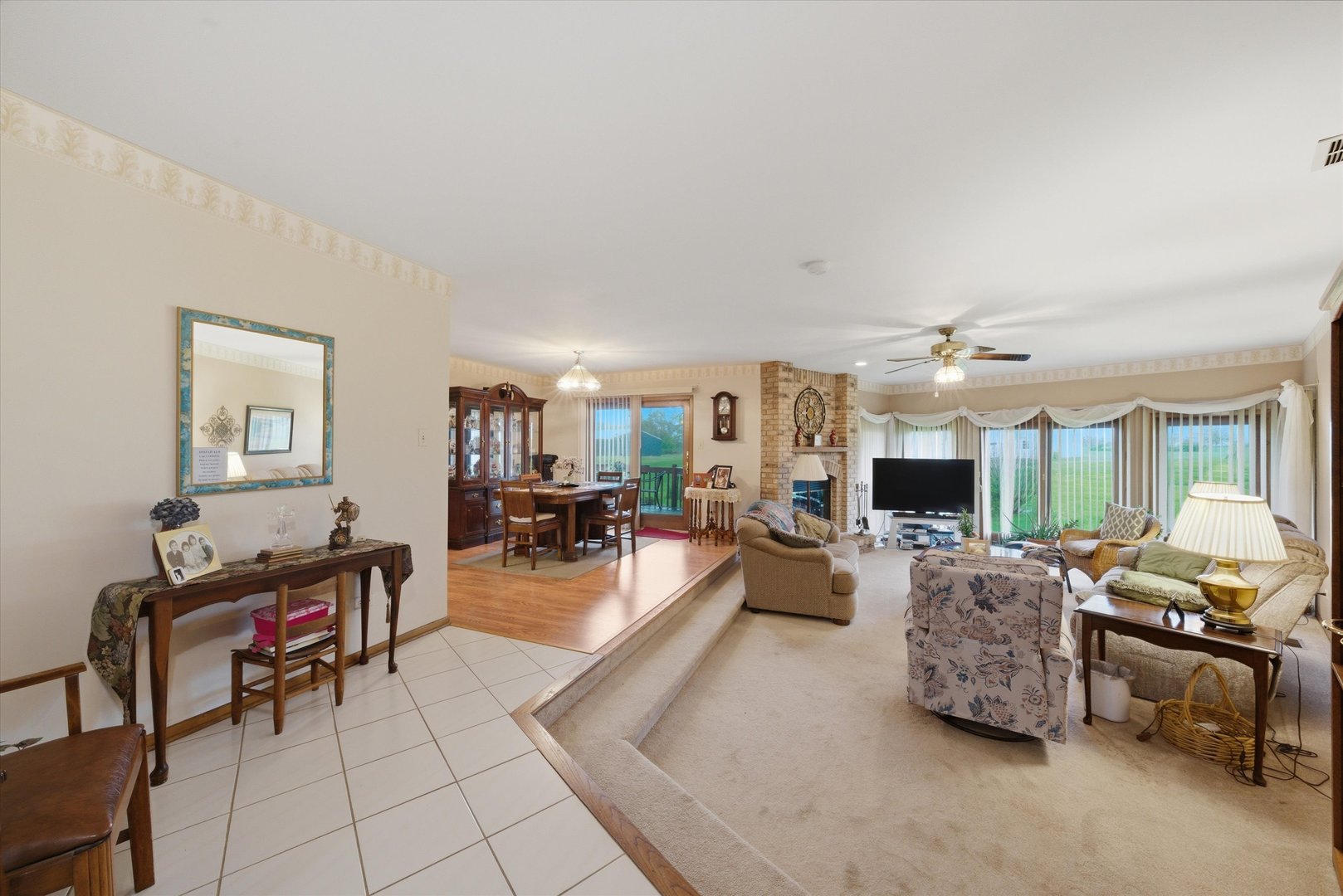 1026 S Schoolhouse Road, New Lenox, IL 60451