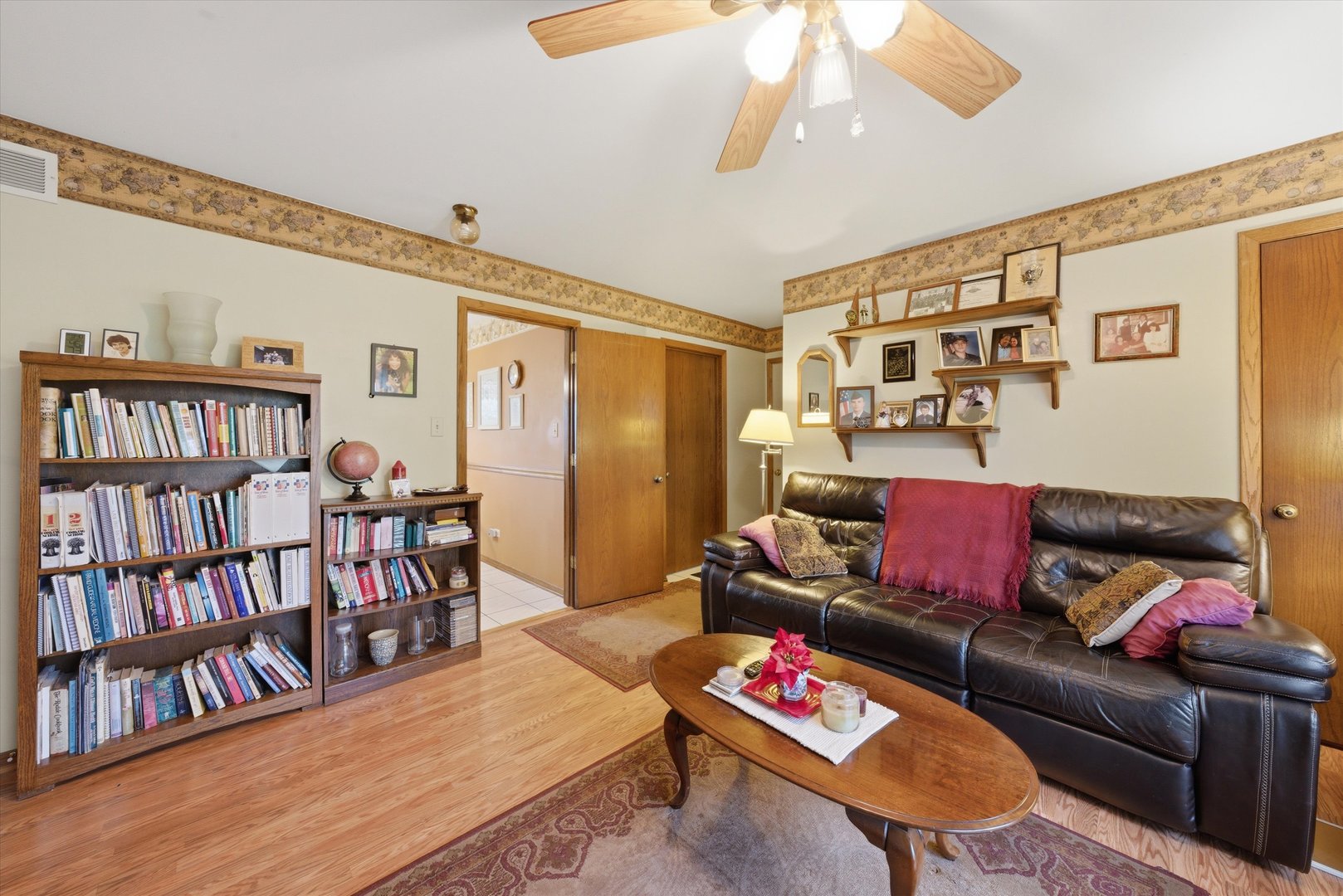 1026 S Schoolhouse Road, New Lenox, IL 60451