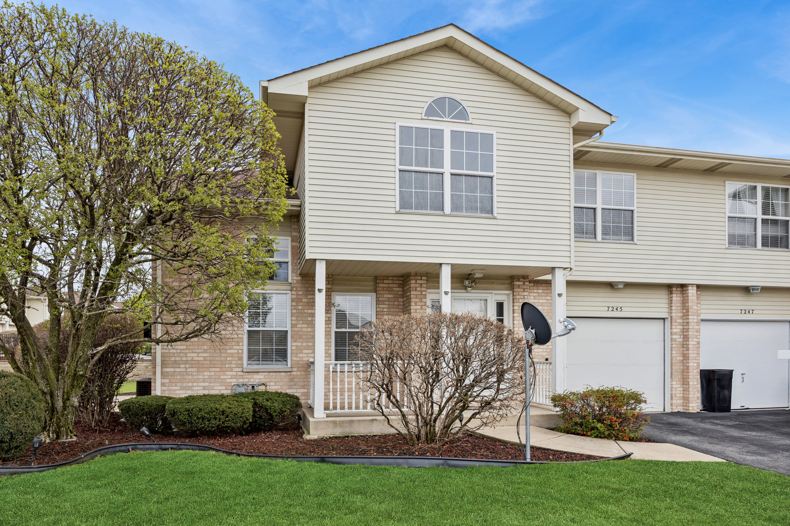 7245 Arbor Lane, Justice, IL 60458