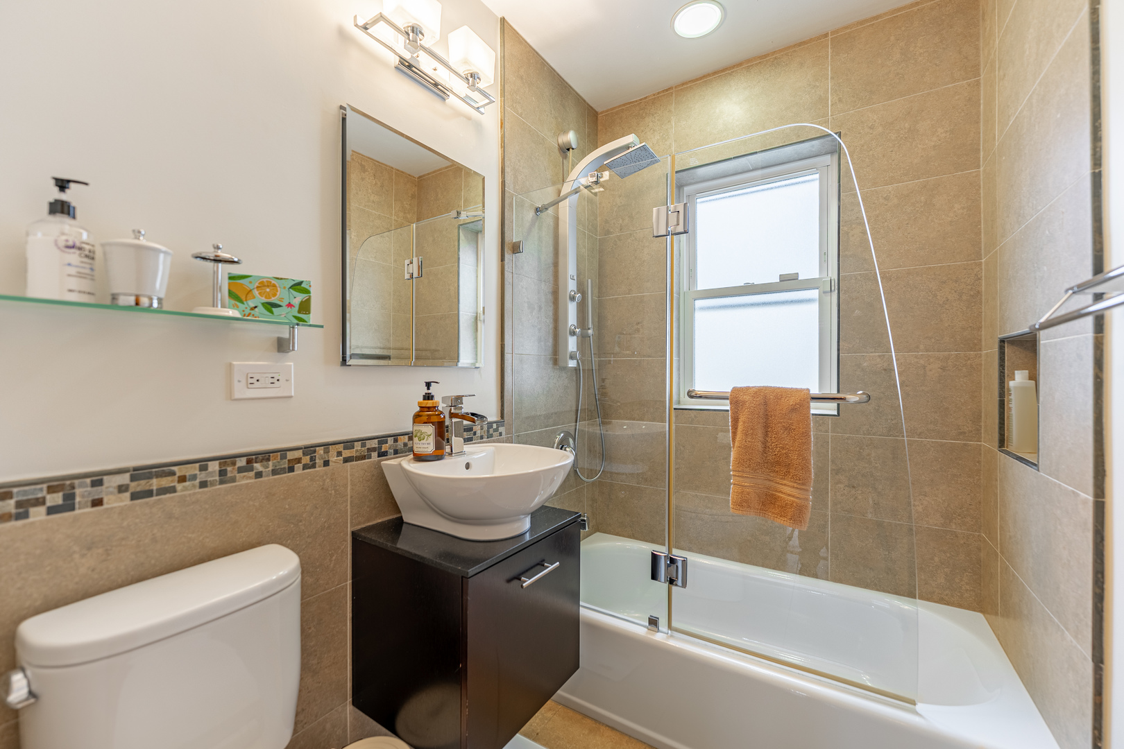 7246 N Olcott Avenue, Chicago, IL 60631