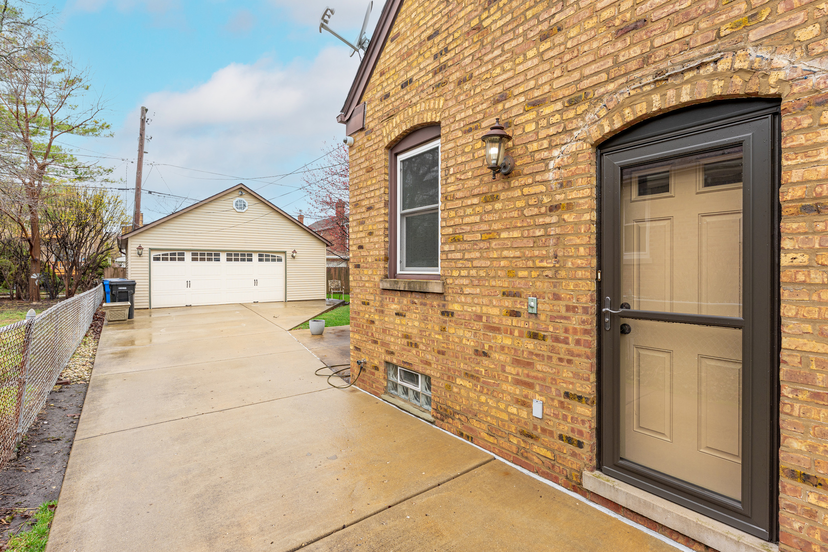 7246 N Olcott Avenue, Chicago, IL 60631