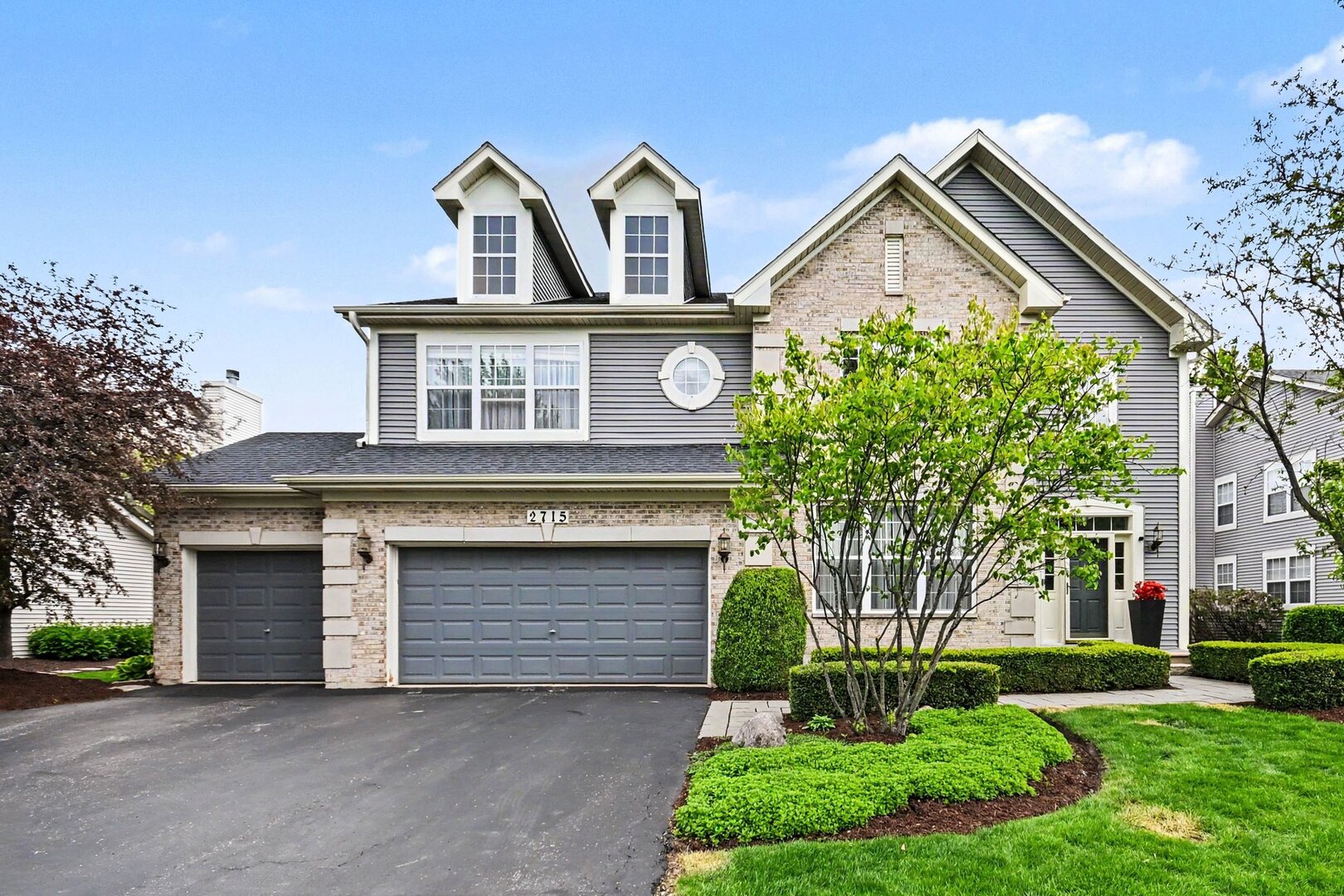 2715 Forest Creek Lane, Naperville, IL 60565