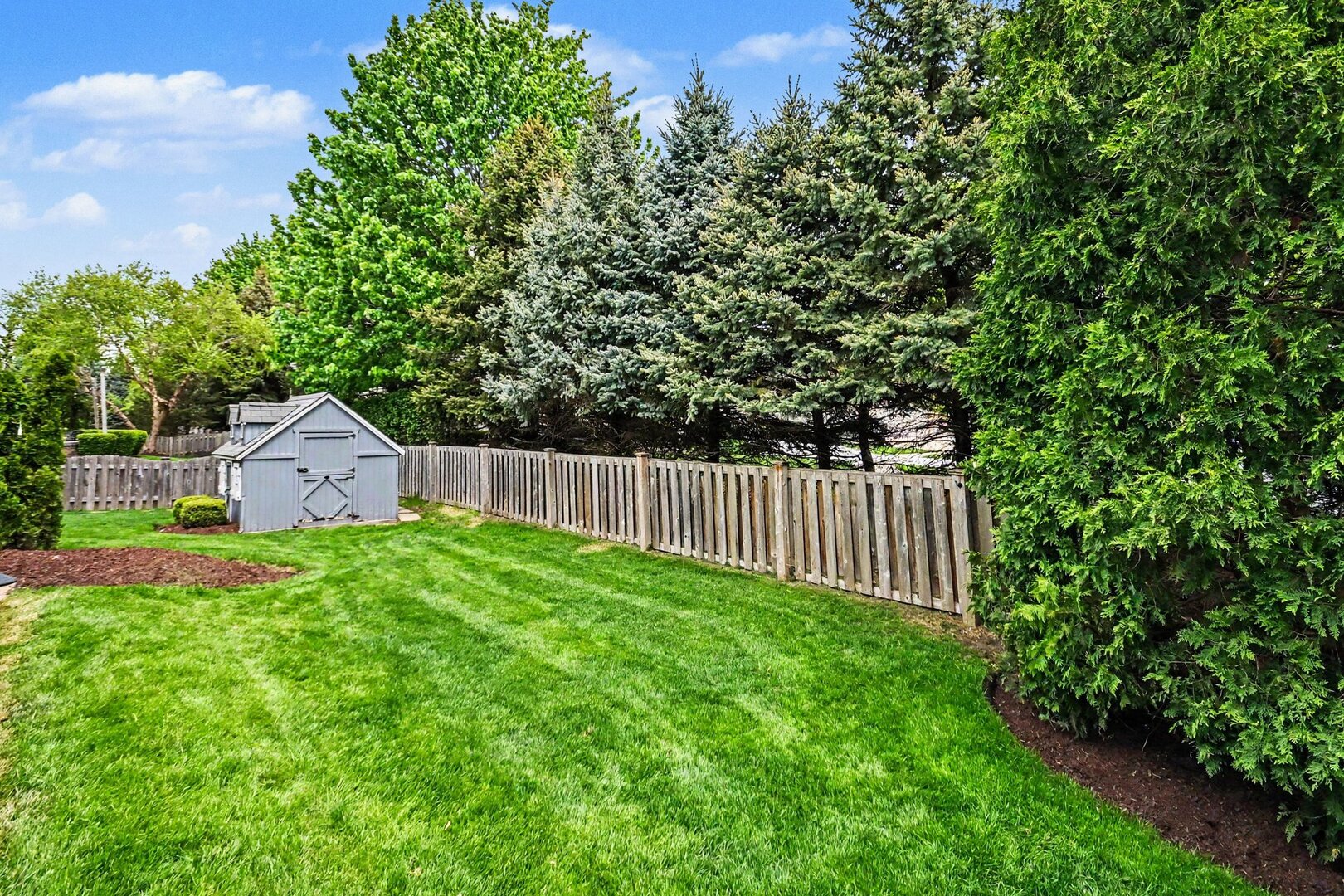 2715 Forest Creek Lane, Naperville, IL 60565
