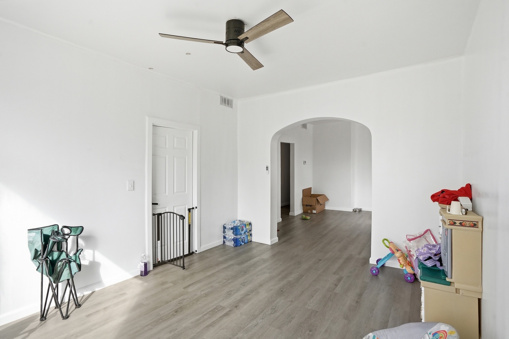 7923 S Lowe Avenue, Chicago, IL 60620