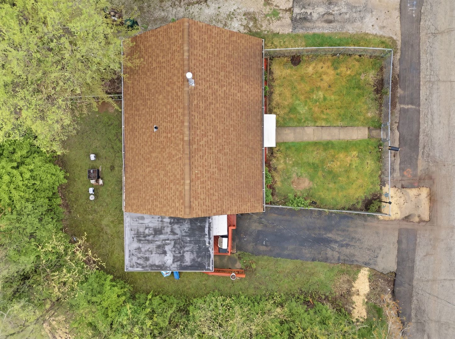 32 Arlington Lane, Fox Lake, IL 60020