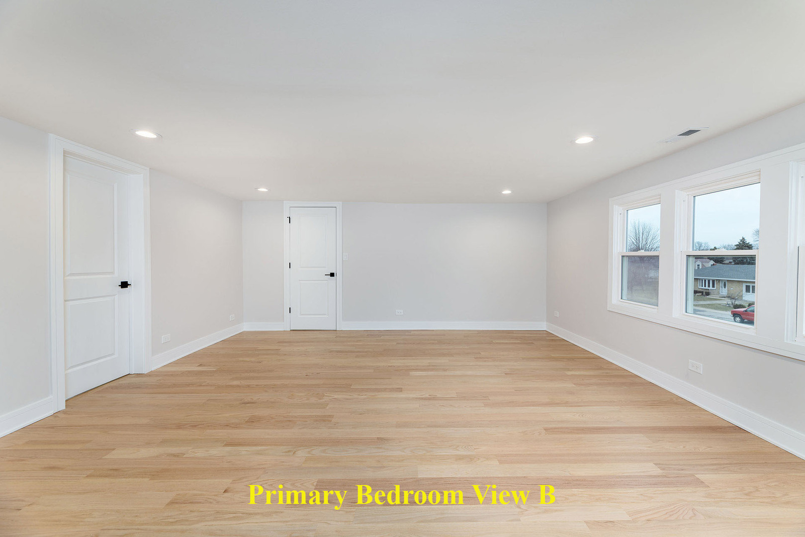 8110 Lockwood Avenue, Burbank, IL 60459