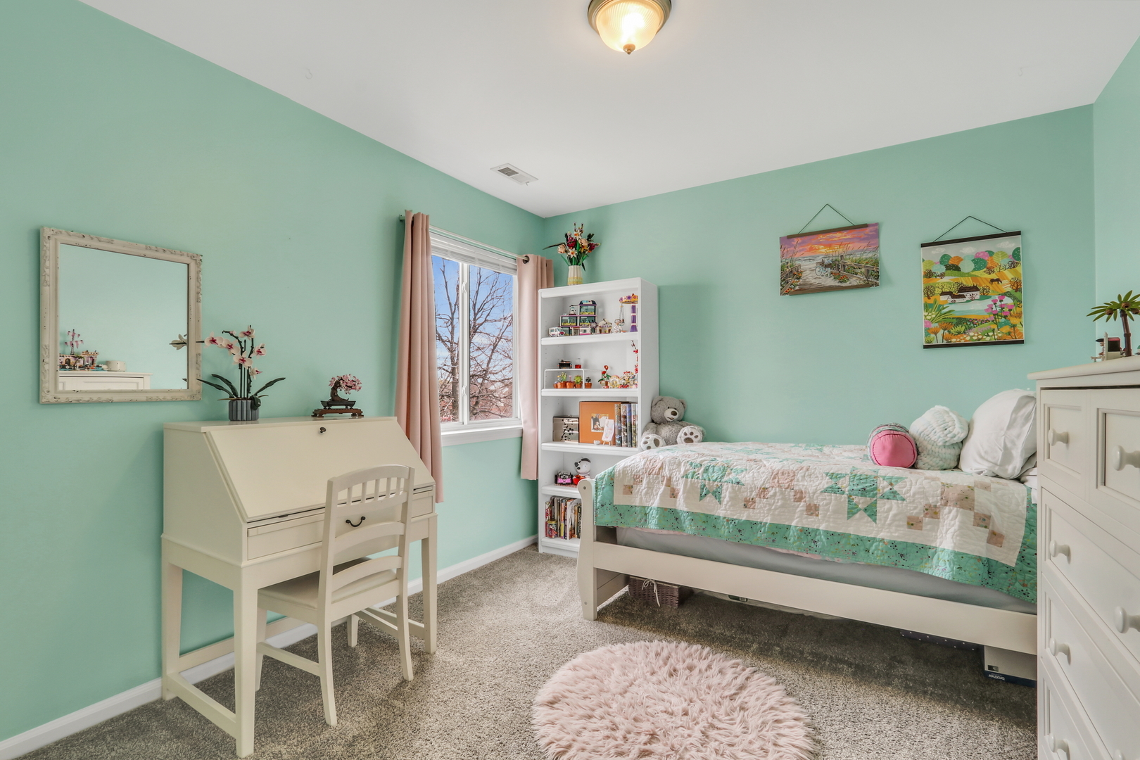 6709 E Wellsley Court, Gurnee, IL 60031