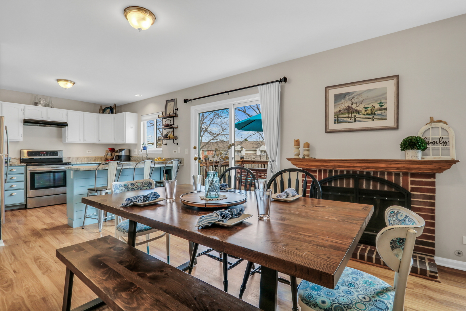 6709 E Wellsley Court, Gurnee, IL 60031