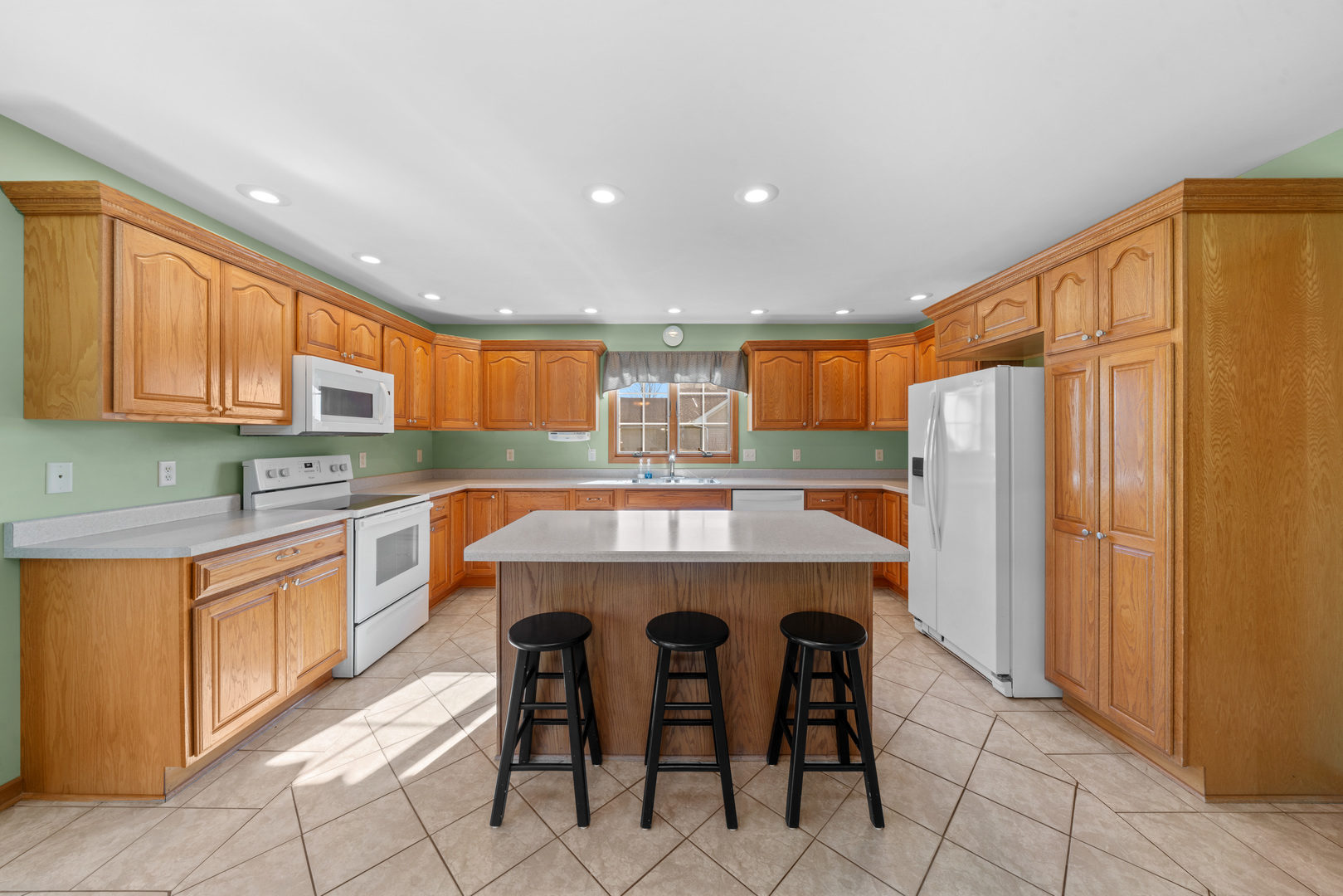 3107 Ernest Drive, Sandwich, IL 60548