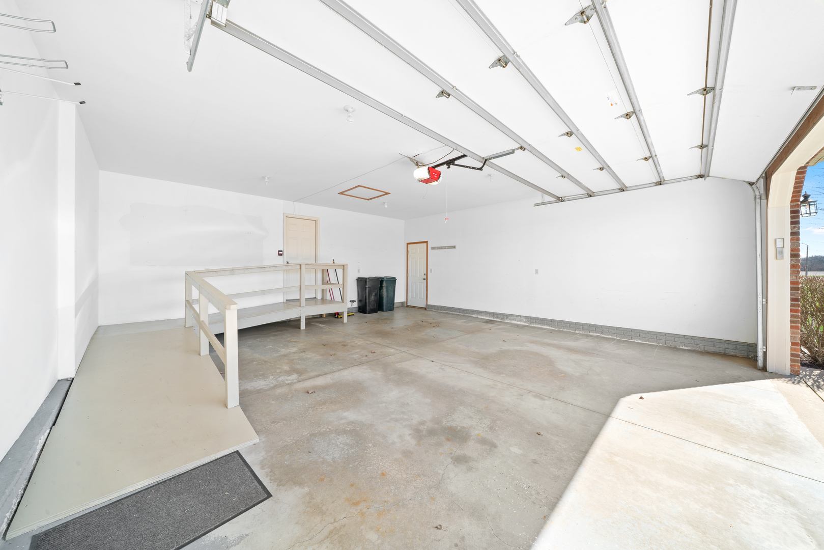 3107 Ernest Drive, Sandwich, IL 60548