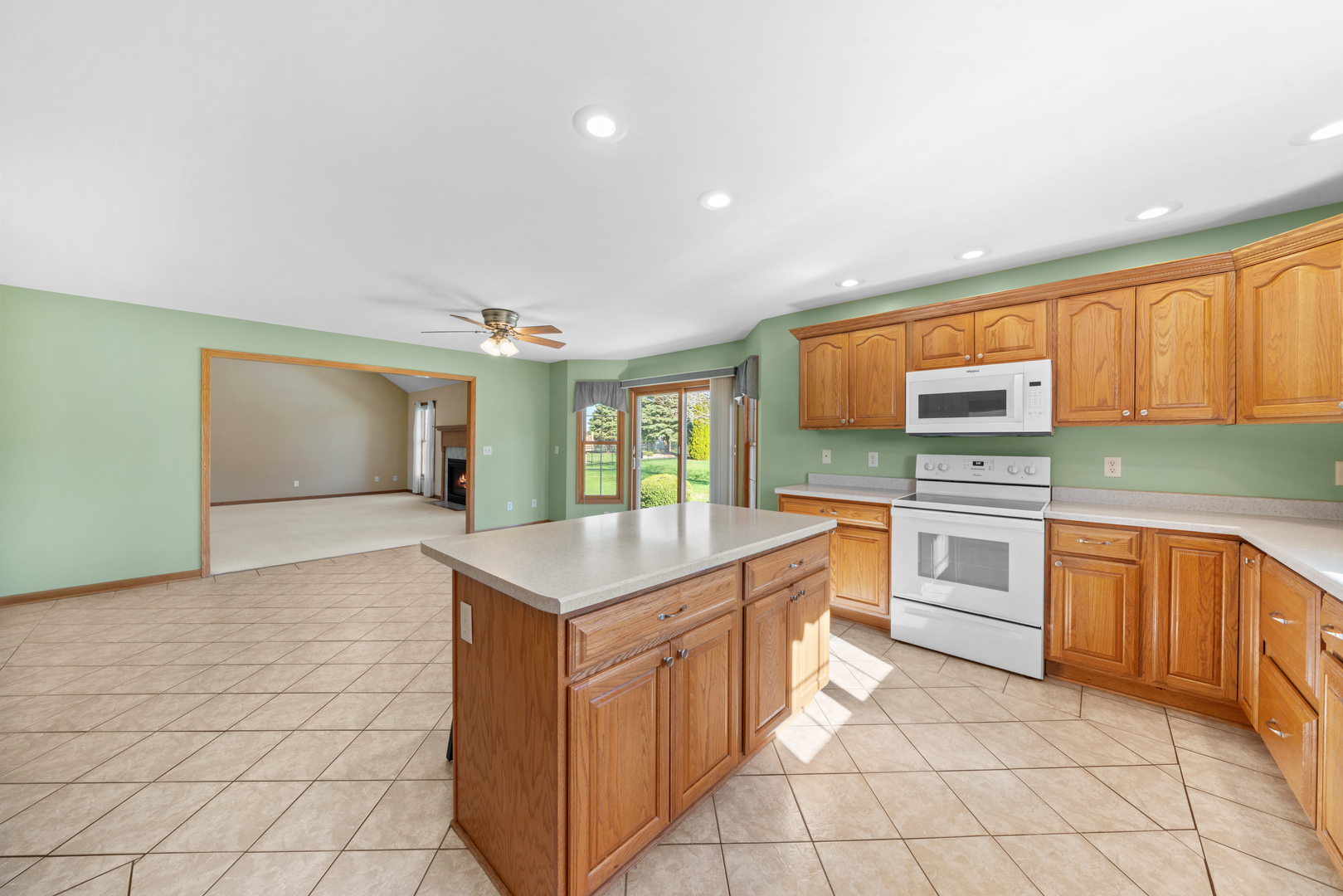 3107 Ernest Drive, Sandwich, IL 60548