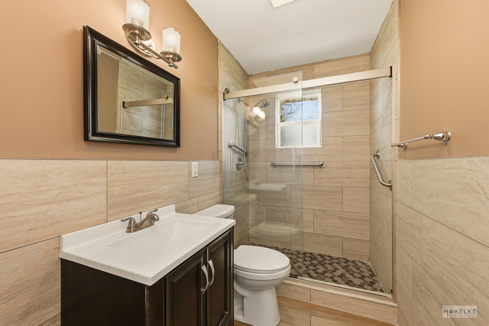 351 Catherine Street, Aurora, IL 60505