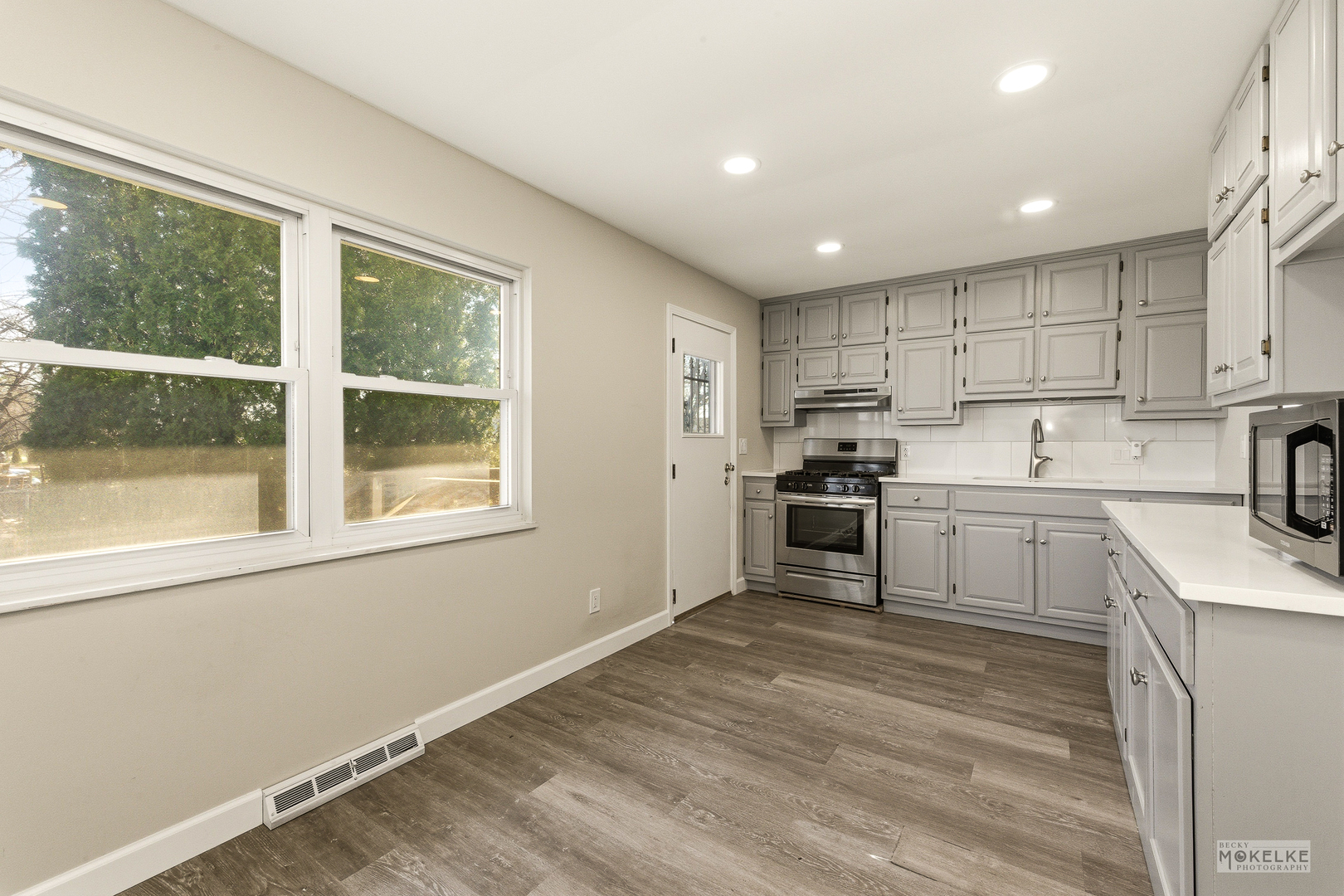 351 Catherine Street, Aurora, IL 60505