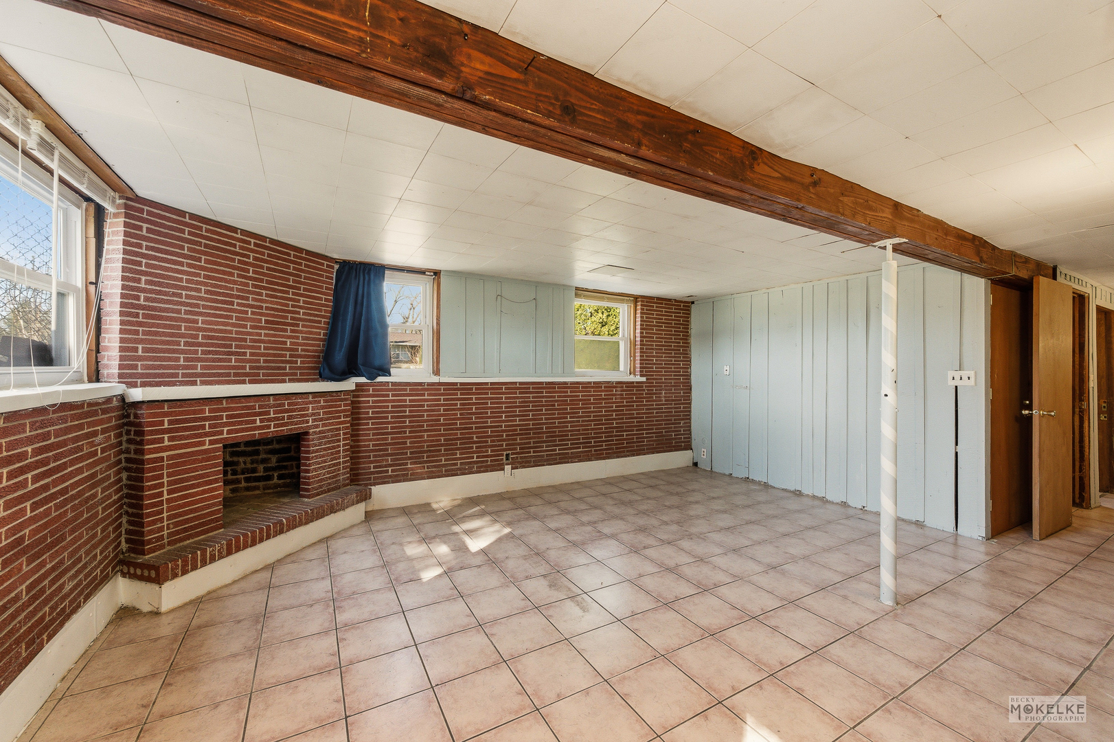 351 Catherine Street, Aurora, IL 60505