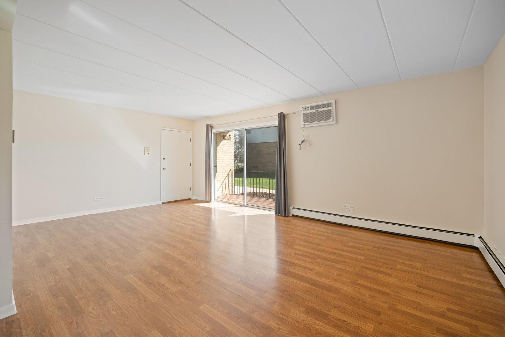 12830 S 71st Avenue #104, Palos Heights, IL 60463