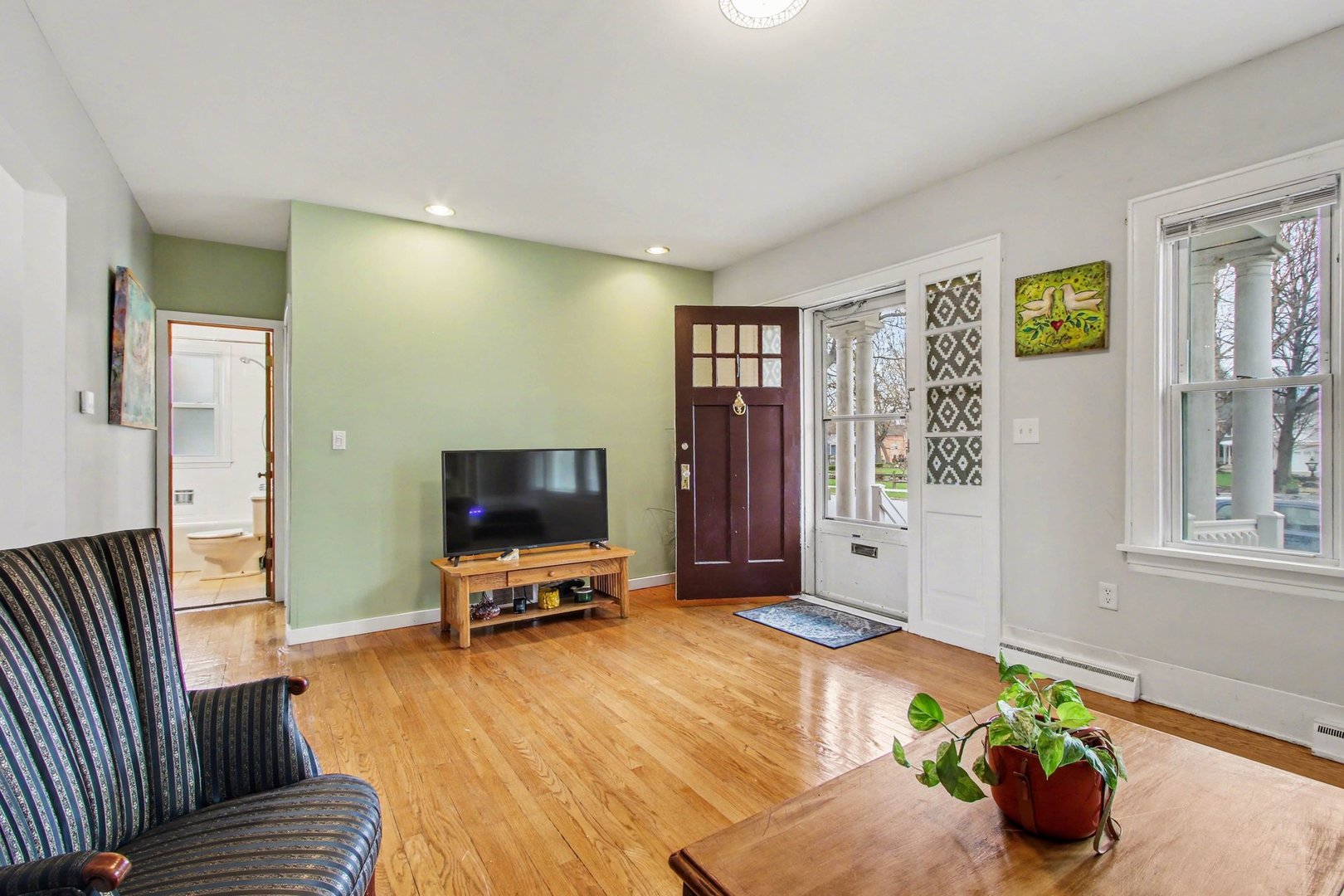 120 S Kinzie Street, Thornton, IL 60476