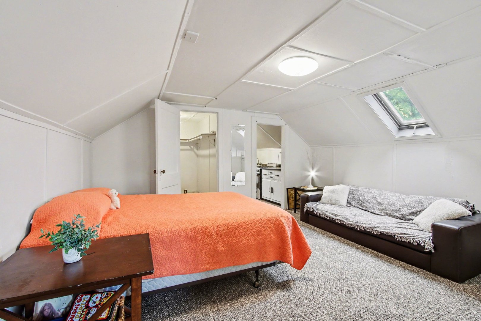 120 S Kinzie Street, Thornton, IL 60476