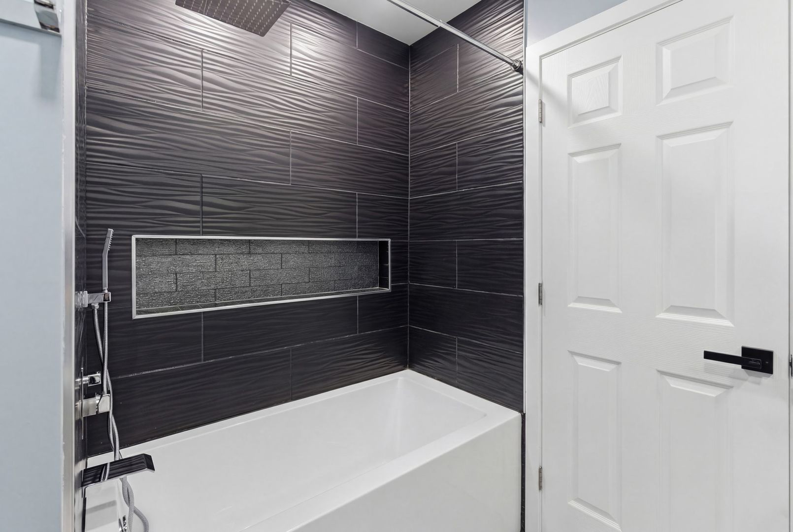 9021 Primrose Lane, Hickory Hills, IL 60457