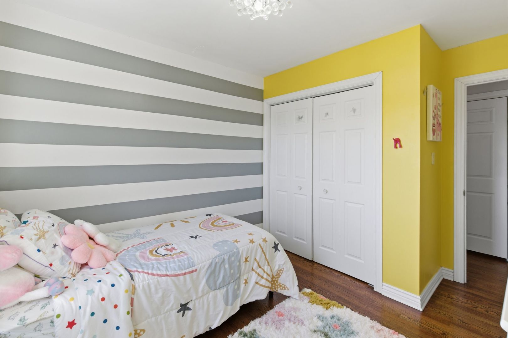 9021 Primrose Lane, Hickory Hills, IL 60457