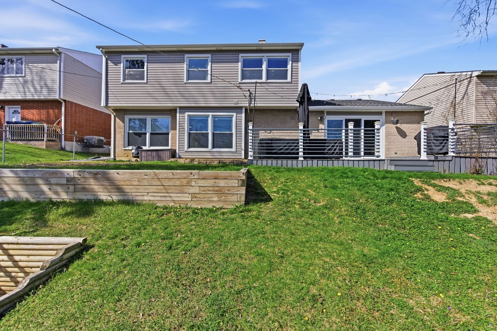 9021 Primrose Lane, Hickory Hills, IL 60457