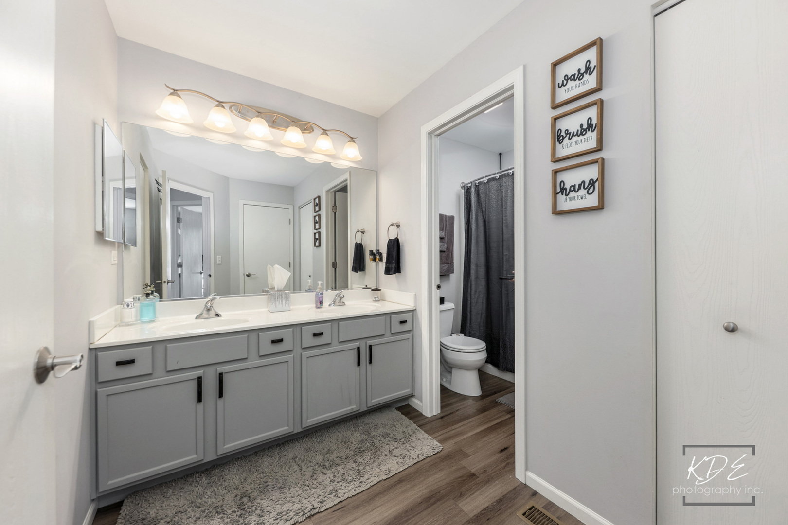 3800 Harms Road, Joliet, IL 60435