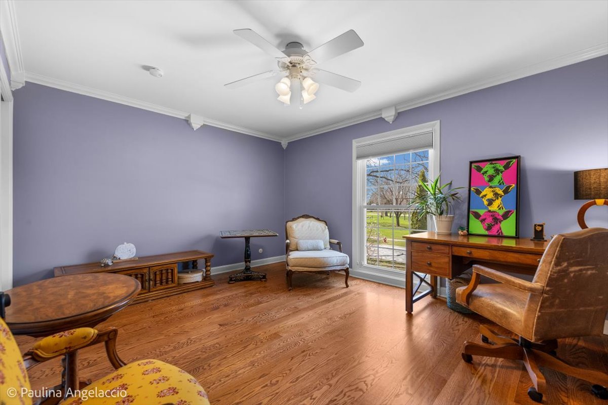 649 Greenbrier Lane, Crystal Lake, IL 60014