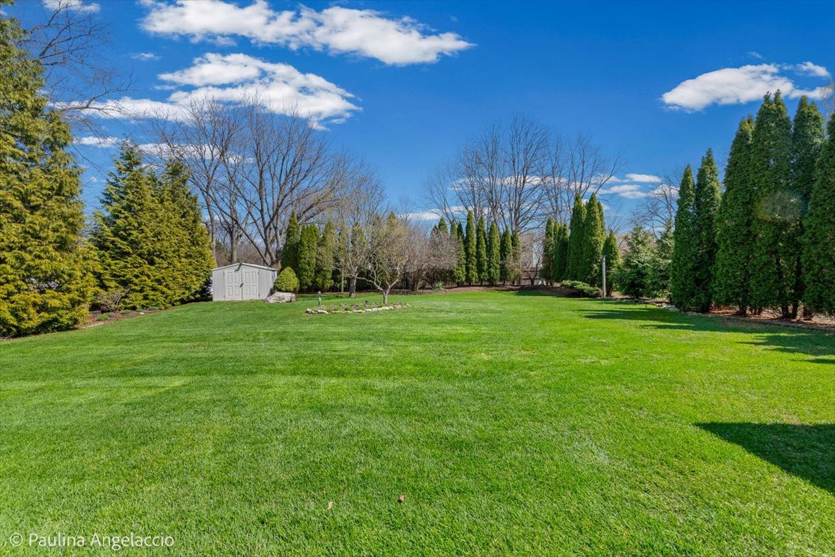 649 Greenbrier Lane, Crystal Lake, IL 60014