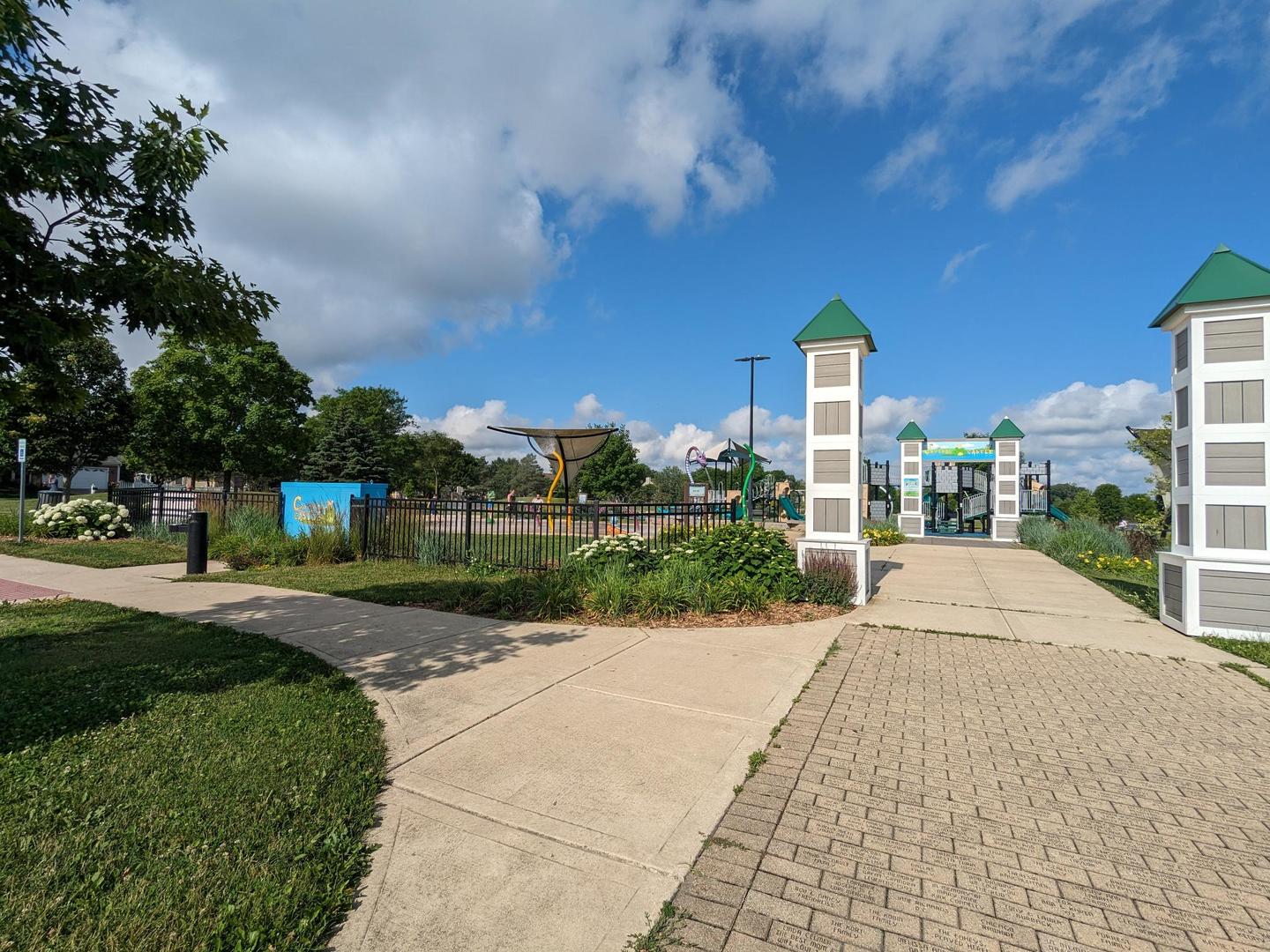 649 Greenbrier Lane, Crystal Lake, IL 60014