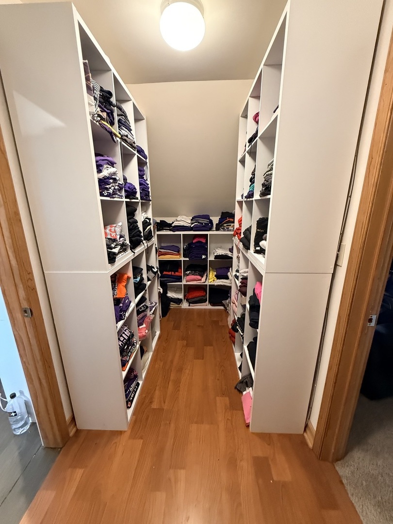 840 Huntley Woods Drive, Crete, IL 60417