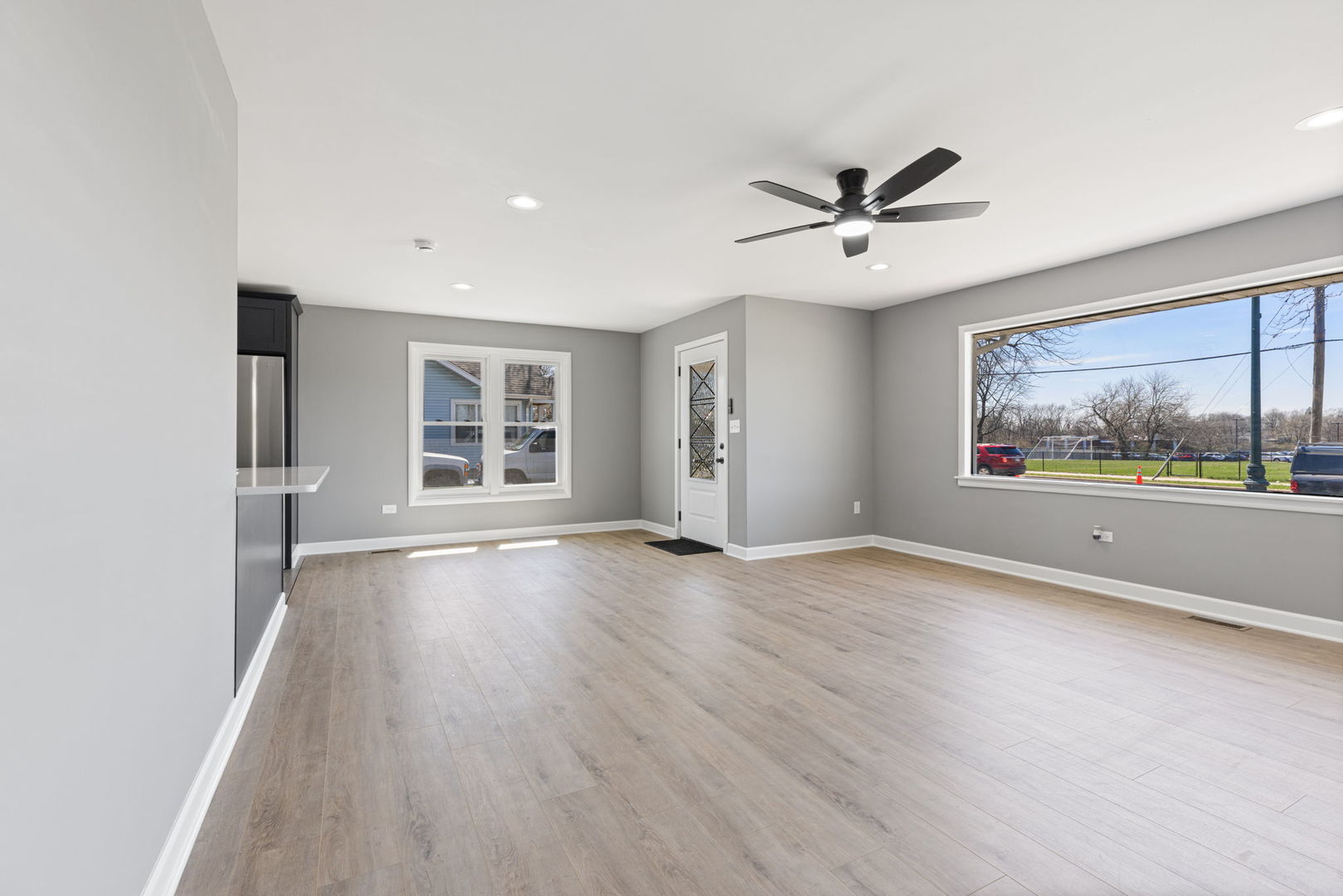 222 S Midland Avenue, Joliet, IL 60436