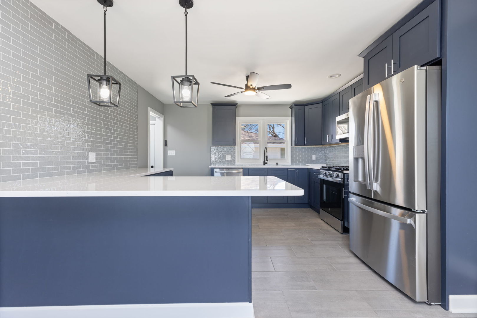 222 S Midland Avenue, Joliet, IL 60436