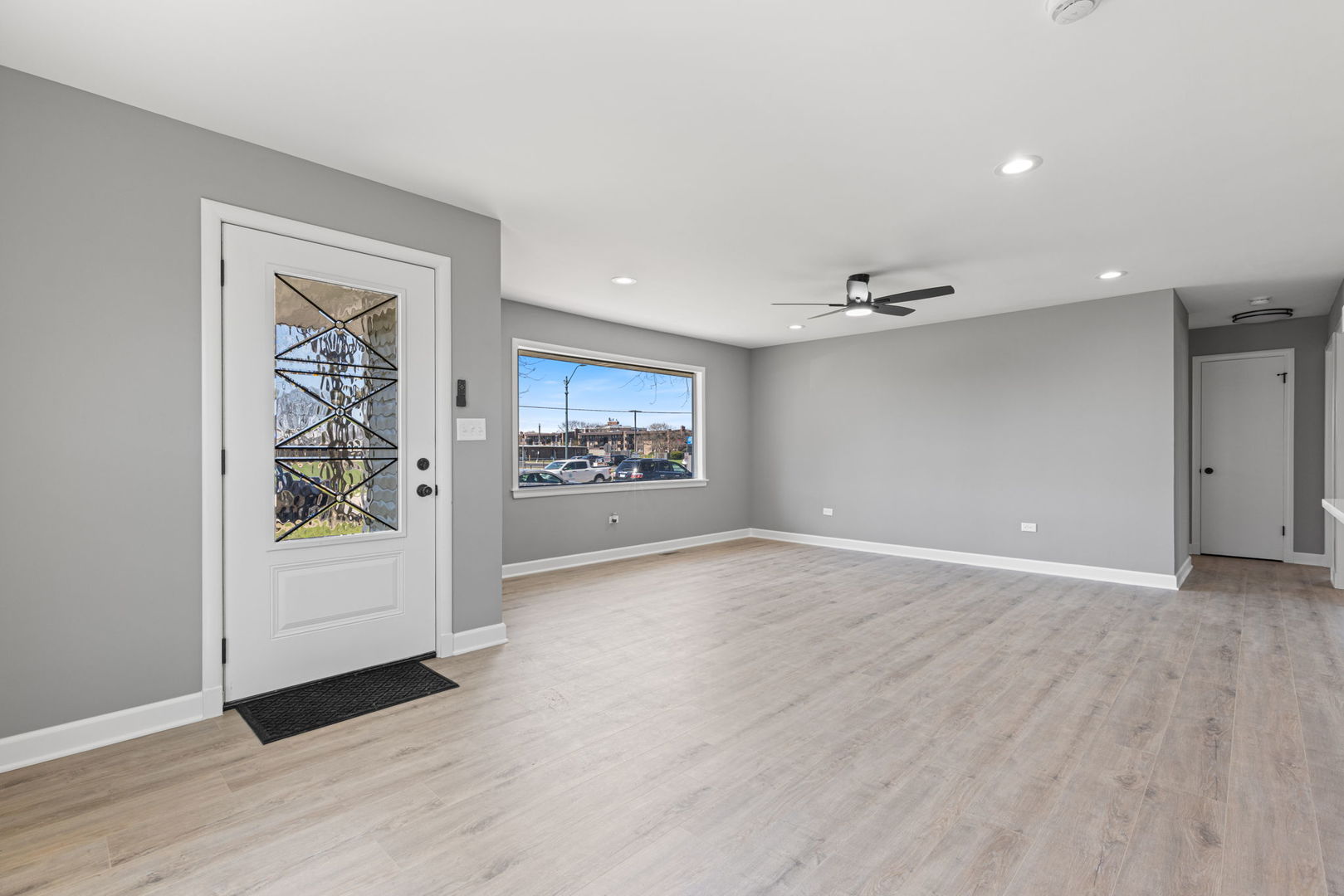 222 S Midland Avenue, Joliet, IL 60436