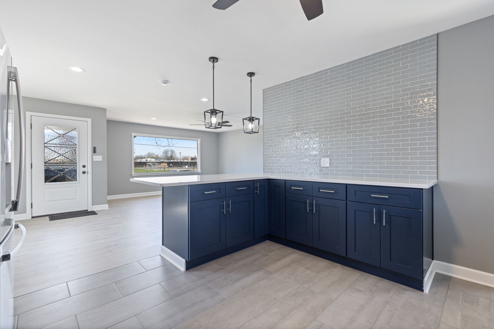 222 S Midland Avenue, Joliet, IL 60436