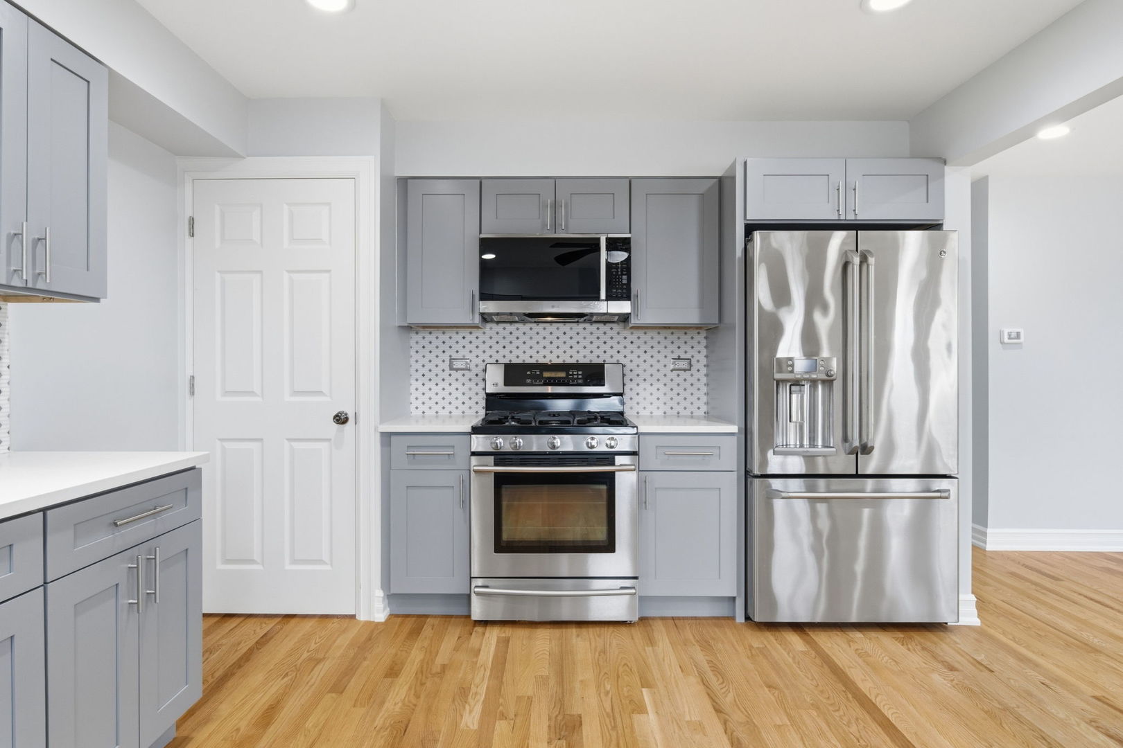 16360 EVANS Avenue, South Holland, IL 60473