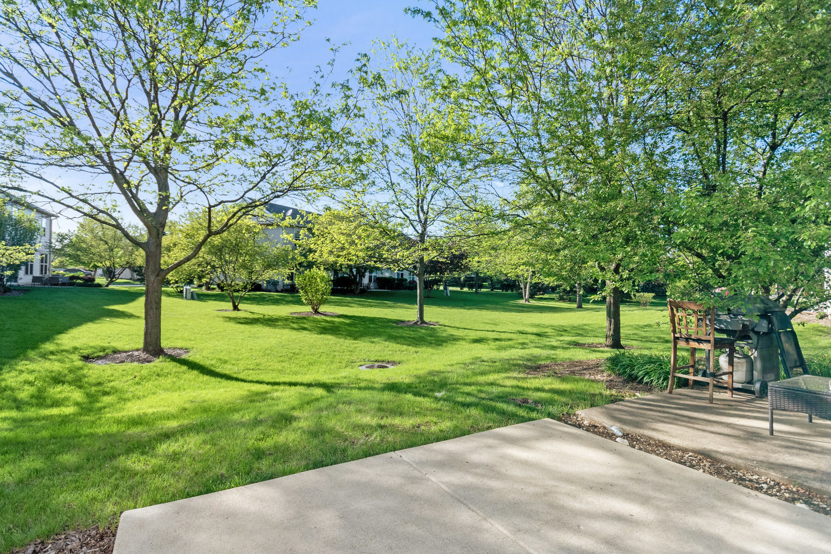 2329 Moonlight Court, Aurora, IL 60503