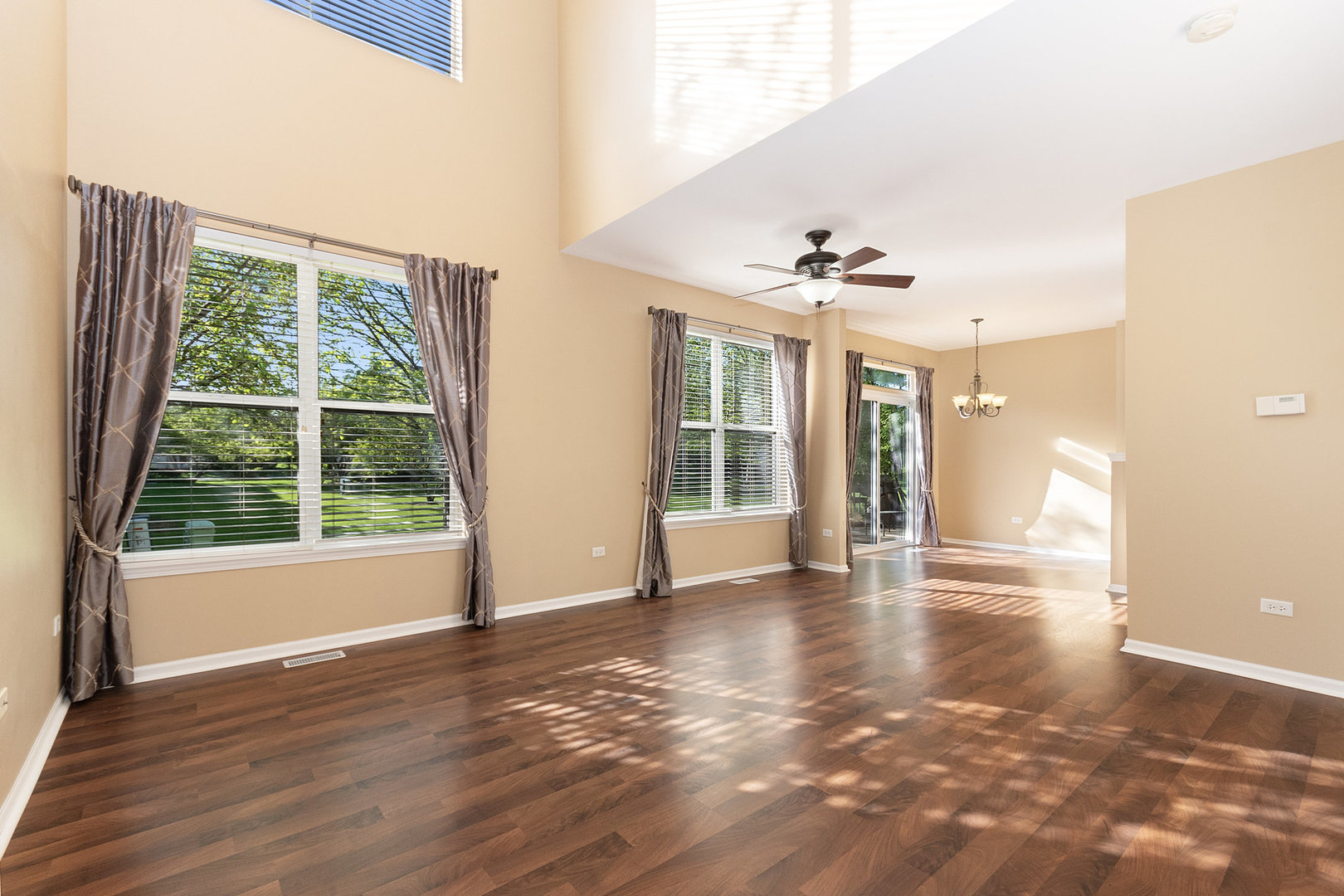 2329 Moonlight Court, Aurora, IL 60503