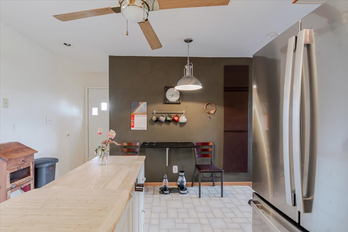 405 W Raab Road, Normal, IL 61761